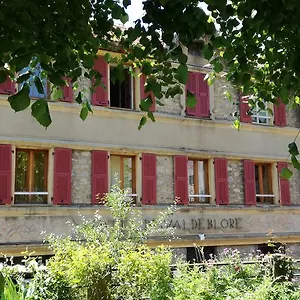 De ** Valdeblore